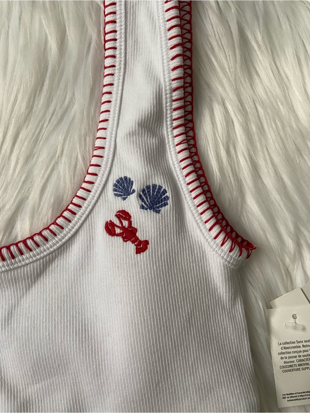bra-free coastal graphic scoopneck tank - Picture 11 of 14